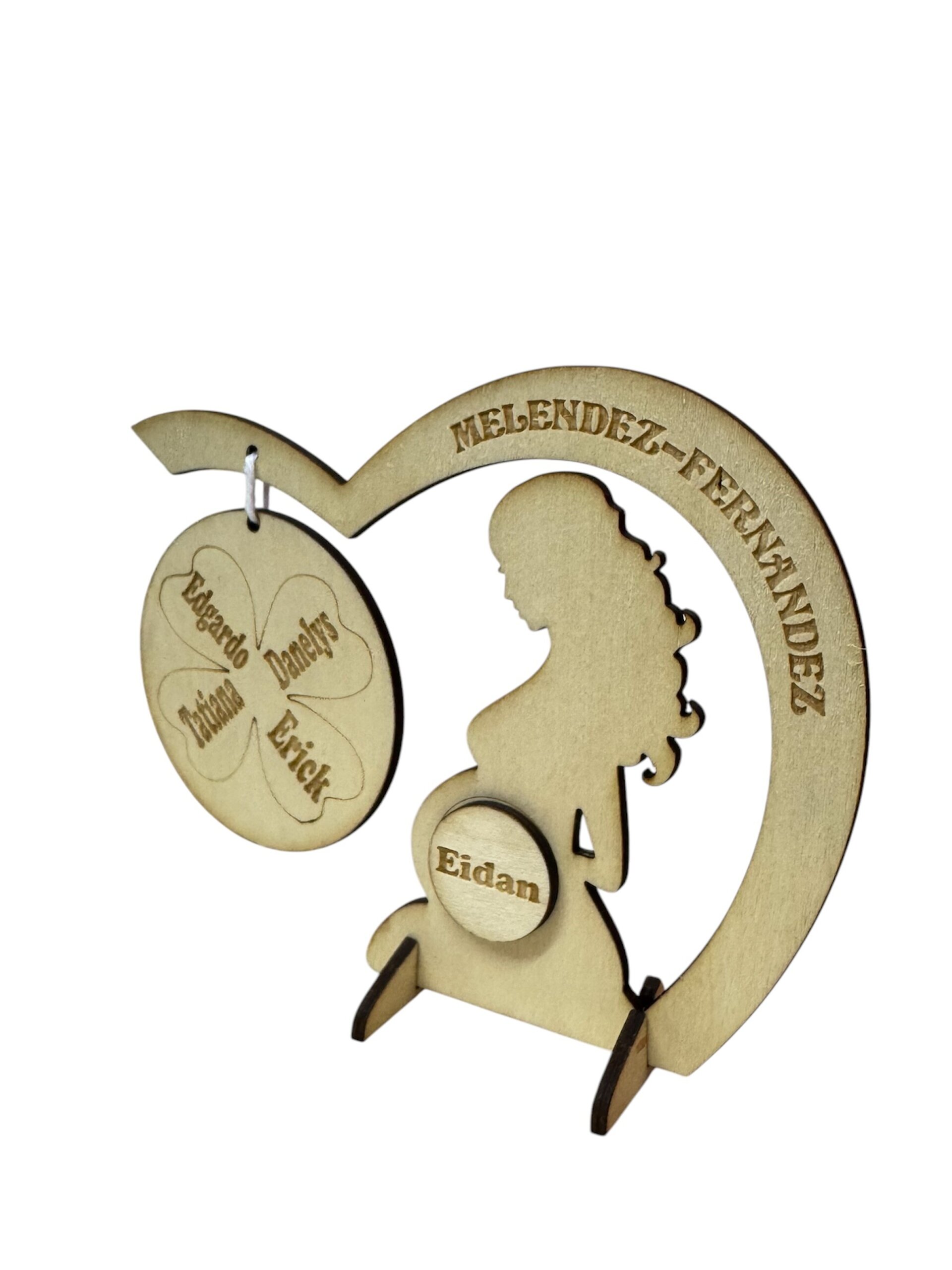 Figura familiar de madera con diseño embarazo - 2